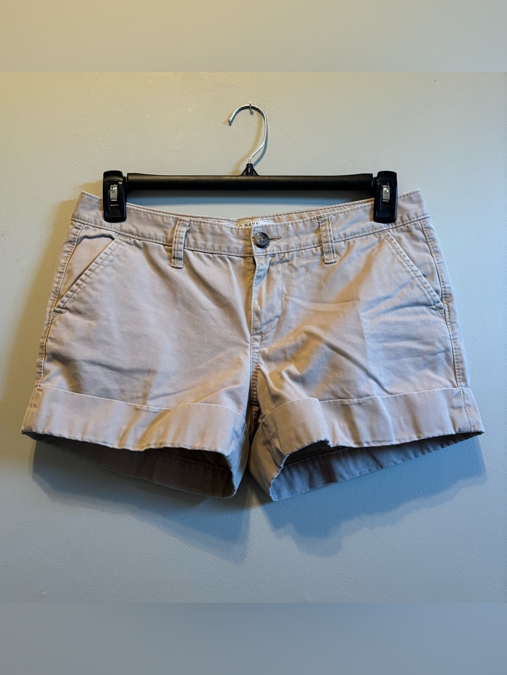Old Navy Women's Light Taupe Cuffed‎ Shorts